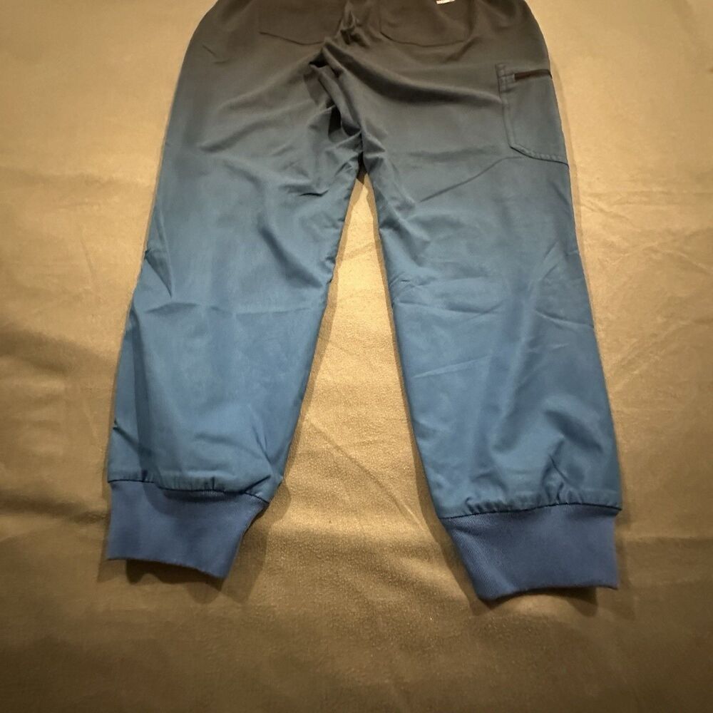 Figs Zamora Freex Lined Jogger Scrubs Womens M Ombre Blue Technical Pants - Picture 15 of 16